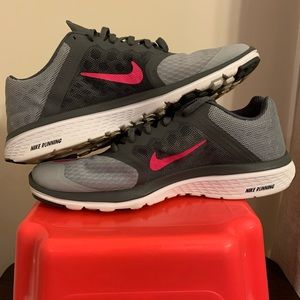 Women’s Nike